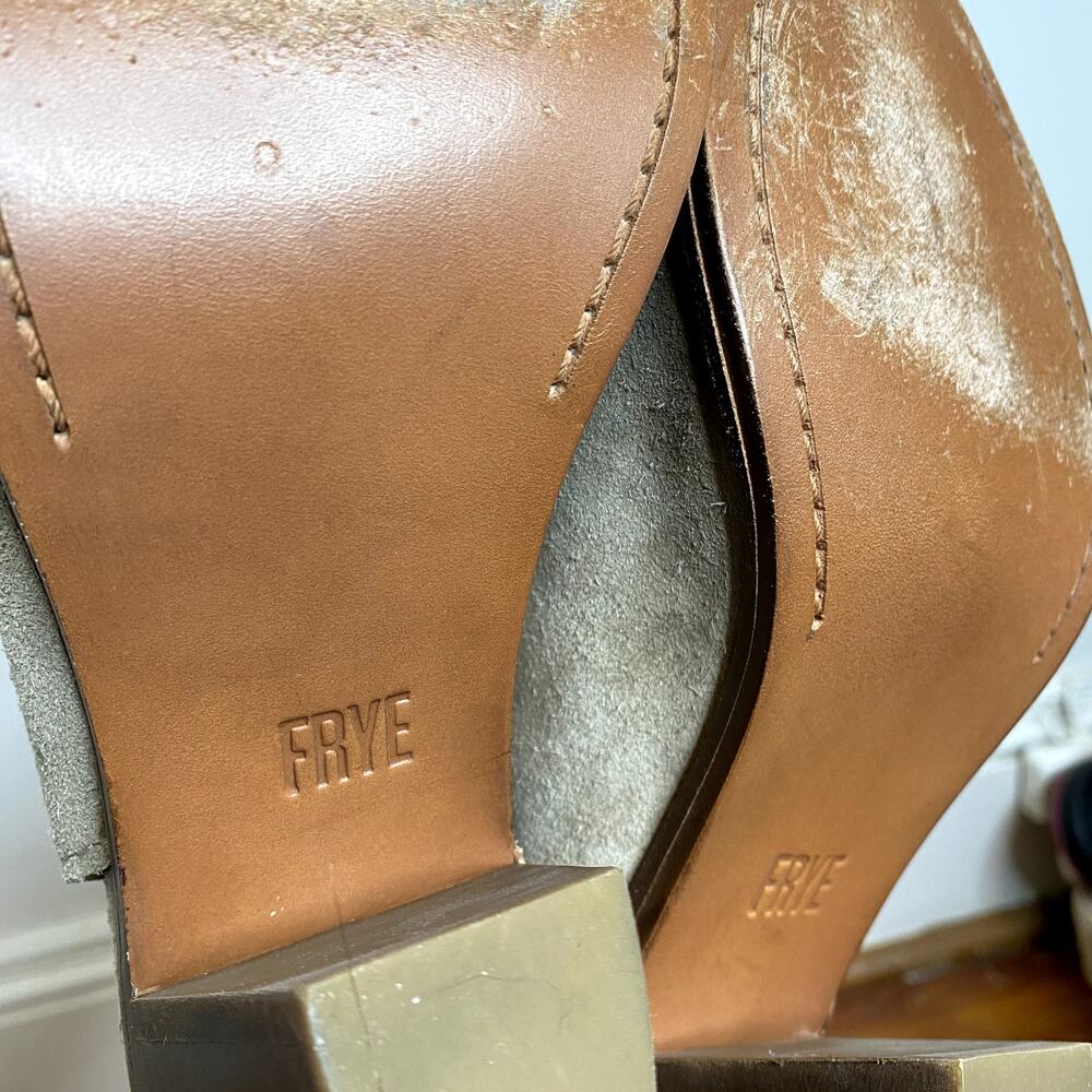 FRYE Carolina Ash Beige Suede Slingback Peep Toe V-Cut Heeled Booties Size 8.5 - Picture 10 of 11